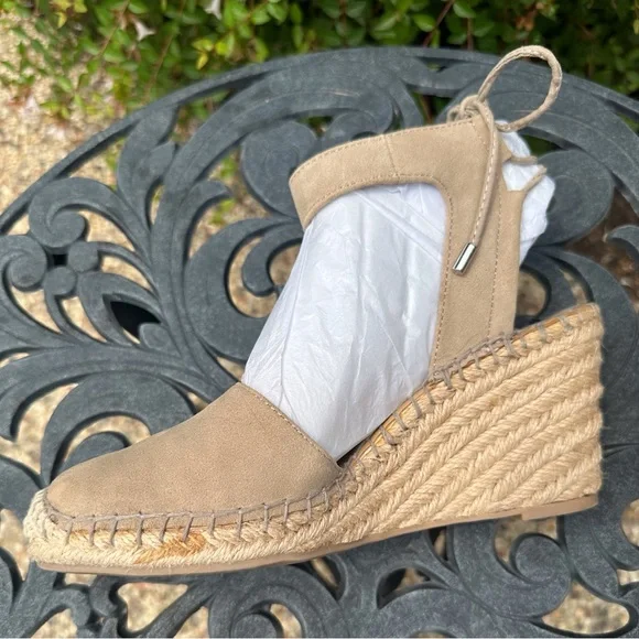 Franco Sarto Mariska Espadrille Wedge Sandal. Taupe Suede. Size 7.5. - Picture 5 of 11